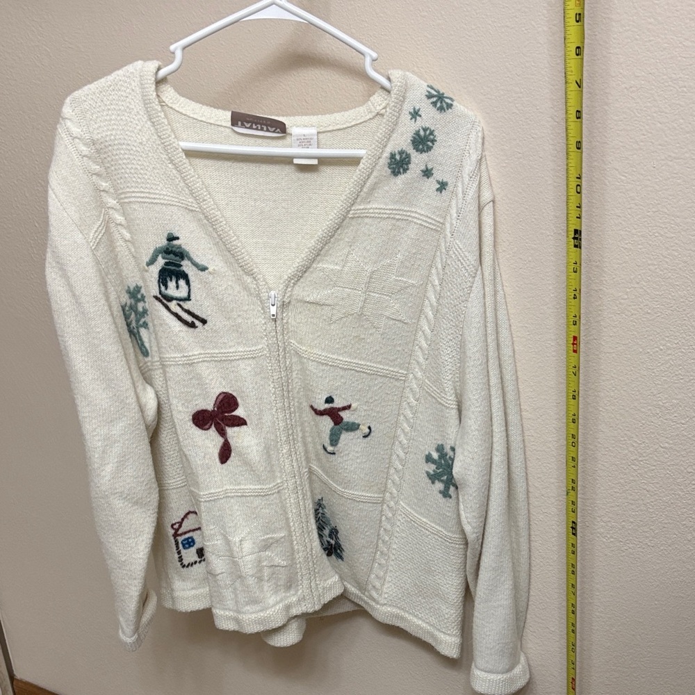 TanJay Cream Zip-Front V-Neck Sweater with Ski & Winter Embroidery